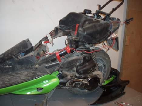 Peugeot Speedfight 2 Ac  [solgt] - Tændspole billede 11