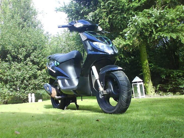 Piaggio NRG Mc3 :) (SOLGT)...  billede 2