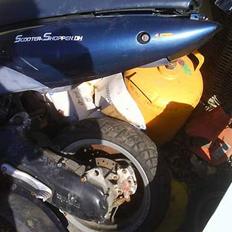 Aprilia Aprilia Area 51 smidt ud