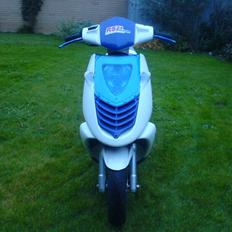 Aprilia Sonic (SOLGT)