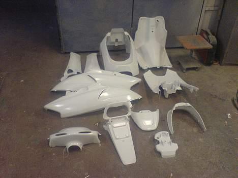 Honda sfx custom-SOLGT 28/5-07 - skjoldene efter de er blevet sprøjtet. billede 13