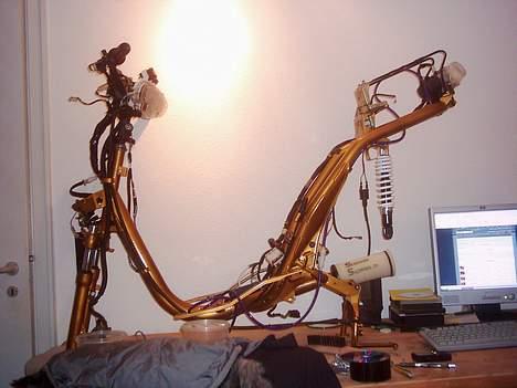 Honda sfx custom-SOLGT 28/5-07 - sfx´en som den står p.t... dog ikke længere på mit skrivebord. billede 14