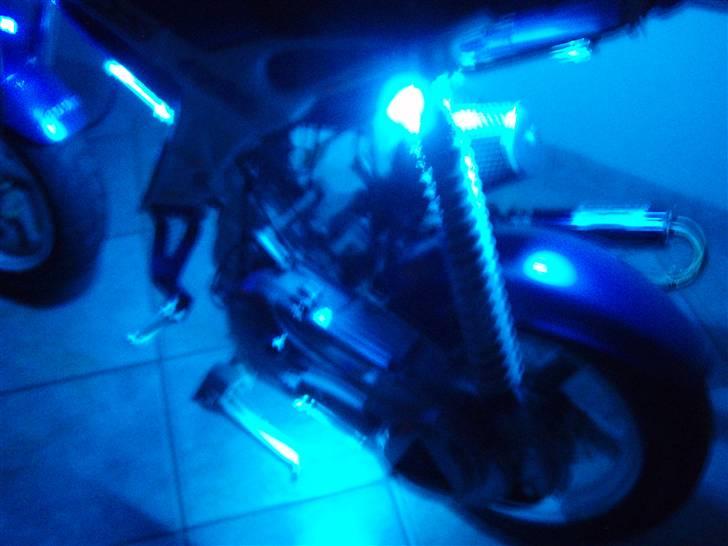 Suzuki street magic tilsalg billede 11