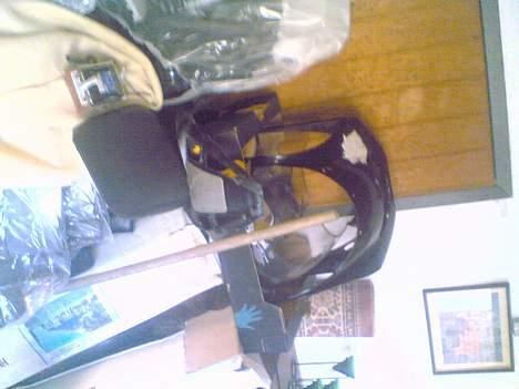 Yamaha TZR 50 (Med nye billeder) - Frontkåbe der er ved at blive lappet 9/4-07 billede 2