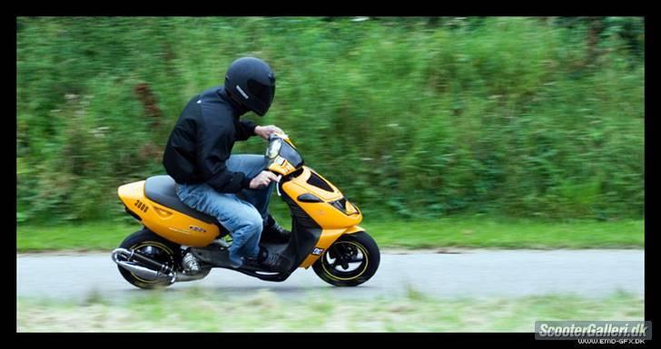 Aprilia Græshoppen 17,10 HK - på banen til als :D billede 1