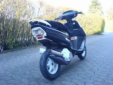 Honda SFX -> SOLGT ! - 12-4-07  Skævt ind på røven ! (: billede 3