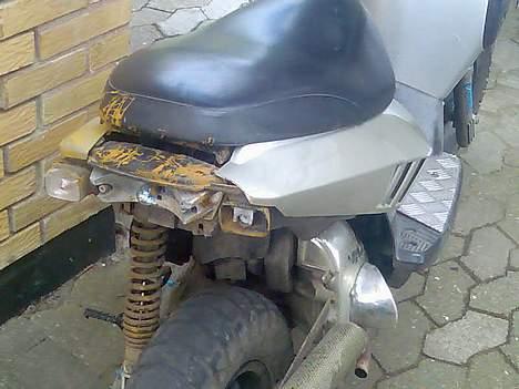 Yamaha Slider   SOLGT:)  - Min Lillebrors Værk Hold Kæft Han Er En Dør billede 9