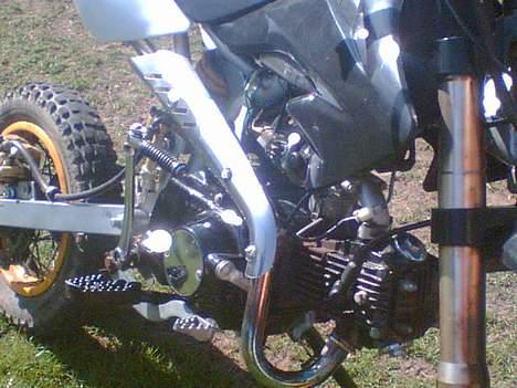 MiniBike Dirt Bike 70 ccm *SOLGT* billede 17