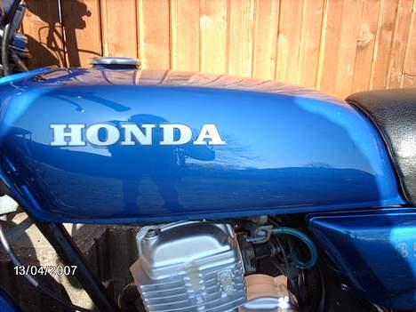 Honda CB 50 * Solgt * - Tanken fra siden af.. billede 11