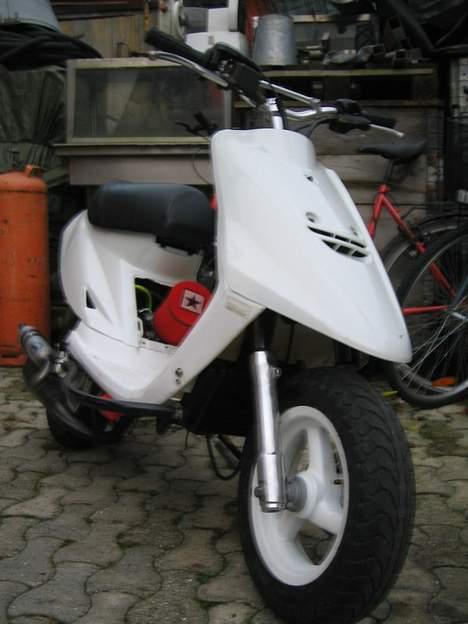 Yamaha Jog Evo 2 LC "SOLGT" billede 3