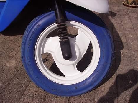 Yamaha Jog As  >>>SOLGT<<< - hvis i er i tvivl er dækkende blå.. haha xD billede 4