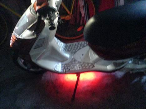 Aprilia sonic (Projekt) Byttet - nyt neon på damn:P  billede 17