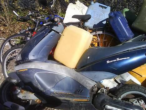 Aprilia Aprilia Area 51 smidt ud billede 1