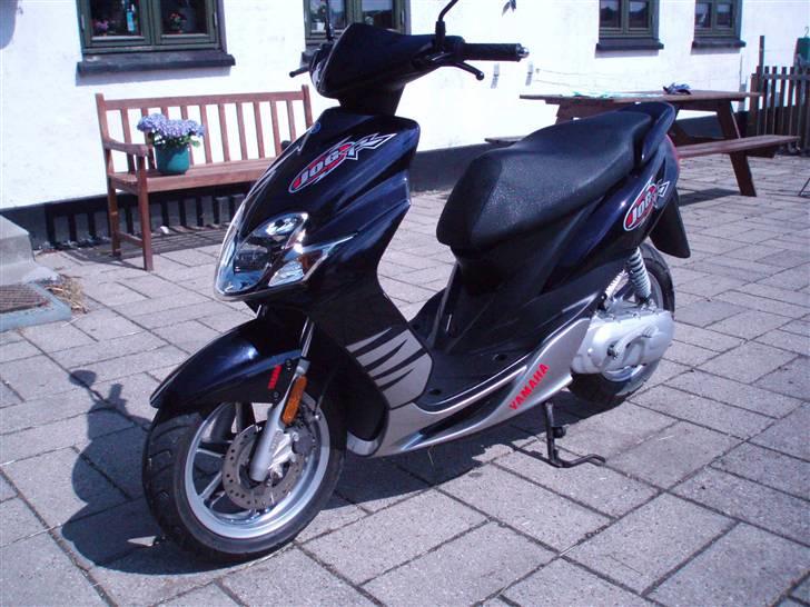 Yamaha jog r SOLGT!!! - jah den er jo flot   taget 12/8 - 07 billede 1