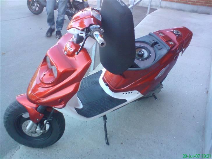 PGO Hot 50 På hjulne igen - Sådan så Den ud 2 dage før jeg låndte den ud og den blev total skadet af en varvogn billede 1