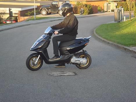 Aprilia Sonic SOLGT billede 3