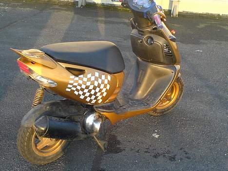 Aprilia Sonic ac smadret/ solgt billede 13