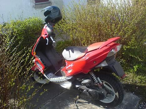 Peugeot speedfight 2 wrc. solgt billede 5