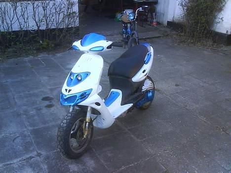 Suzuki Katana ' solgt for 2000 billede 3