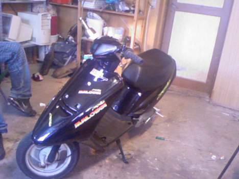 Yamaha JOG FS   TAGET AF PANSERE - nu billede 10