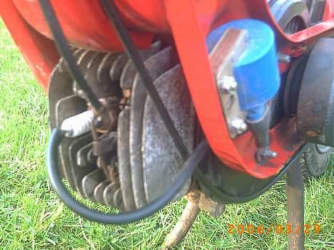 Vespa ciao 100% spritter - gammelt men godt billede 4