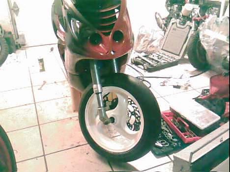 Piaggio NRG baneracer (SOLGT) billede 7