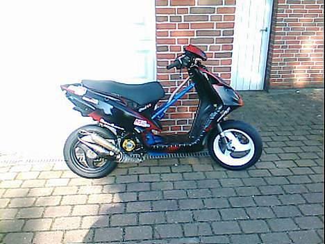 Piaggio NRG baneracer (SOLGT) billede 8