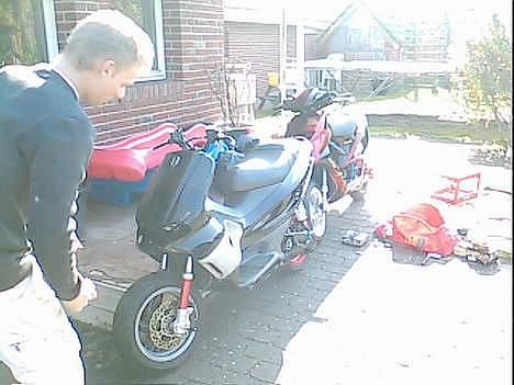 Piaggio NRG baneracer (SOLGT) billede 10