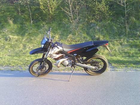 Derbi Senda SM Xtreme SOLGT billede 3