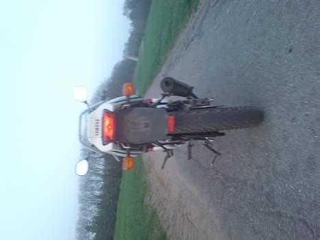 Yamaha tzr lc. (total skadet) billede 7