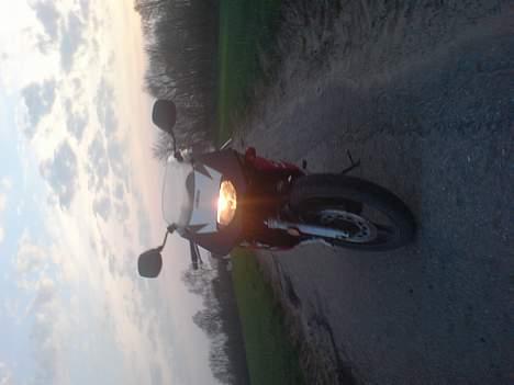 Yamaha tzr lc. (total skadet) billede 9