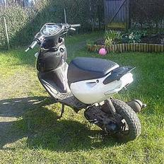 Aprilia sonic (SOLGT)