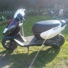 Aprilia sonic (SOLGT)