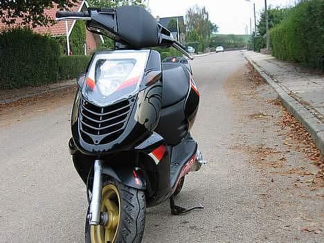 Aprilia sonic *solgt* billede 1