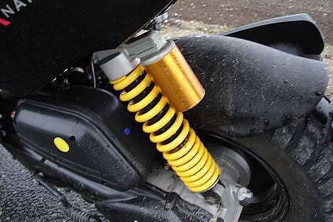 PGO pmx naked taget a panser - bagstøddømper med gas billede 5