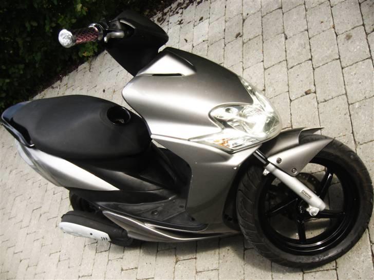 Yamaha Jog R *SOLGT* billede 1