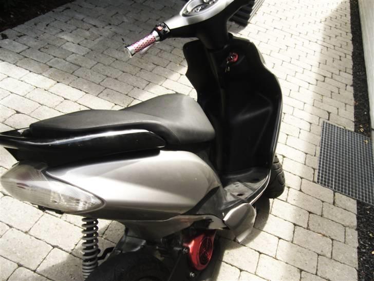 Yamaha Jog R *SOLGT* billede 3
