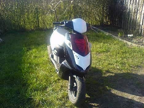 Aprilia sonic (SOLGT) billede 3
