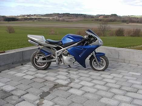 MiniBike pocketbike R6 110cc billede 1