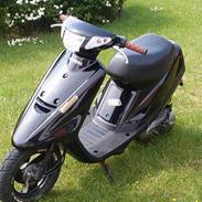 Yamaha Jog Artistic Spec - Solgt