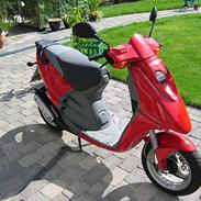 Derbi Hunter Manhattan