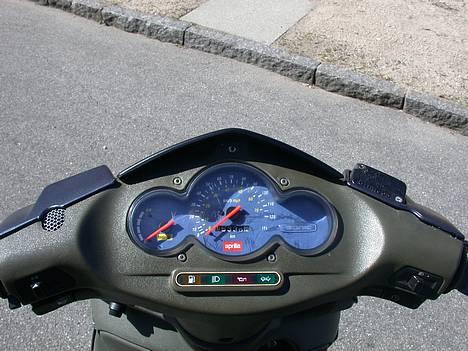 Aprilia Sonic - Lyngby-rt billede 3