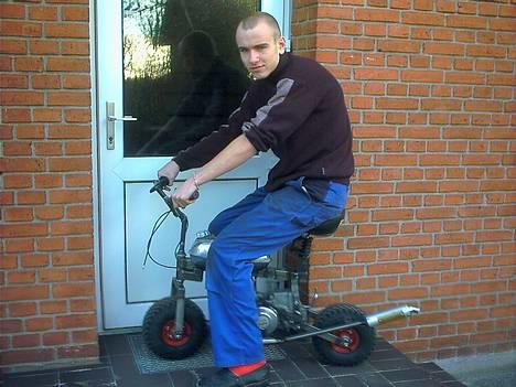 MiniBike Home made! - Joachim`s minibike billede 2