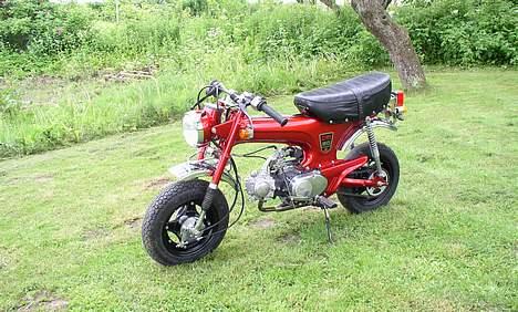 Honda st 50  Dax 4g billede 1