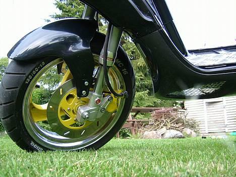 Piaggio NRG SOLGT :( - Så blec fælgene malet billede 4
