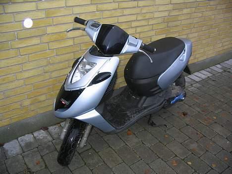 Aprilia Sonic billede 1