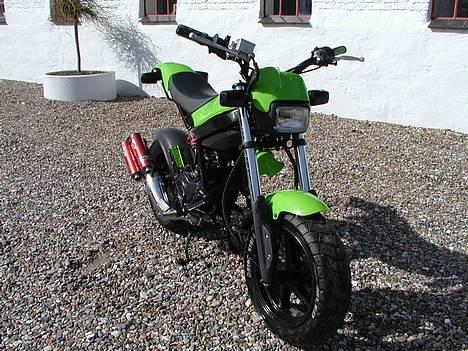 Suzuki *Solgt* street magic  billede 1