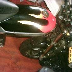 Suzuki Stret Magic (solgt)