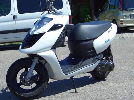 Aprilia Sonic *SOLGT* billede 2