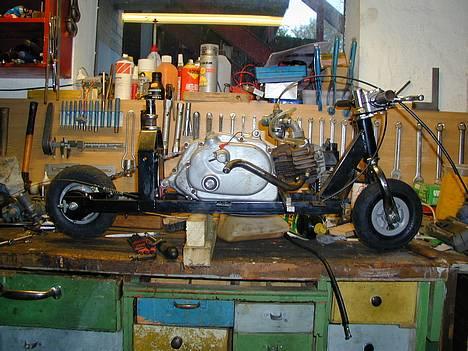 MiniBike honda ved at lave den om billede 2